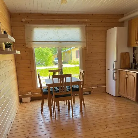 Robadeli House Nyaraló