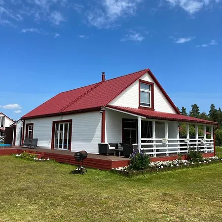 Robadeli House Nyaraló